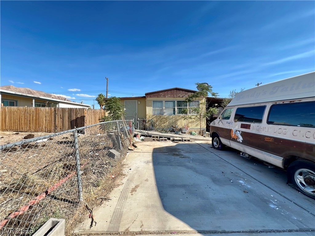 6205 Mount Mckinley Avenue Las Vegas NV 89156