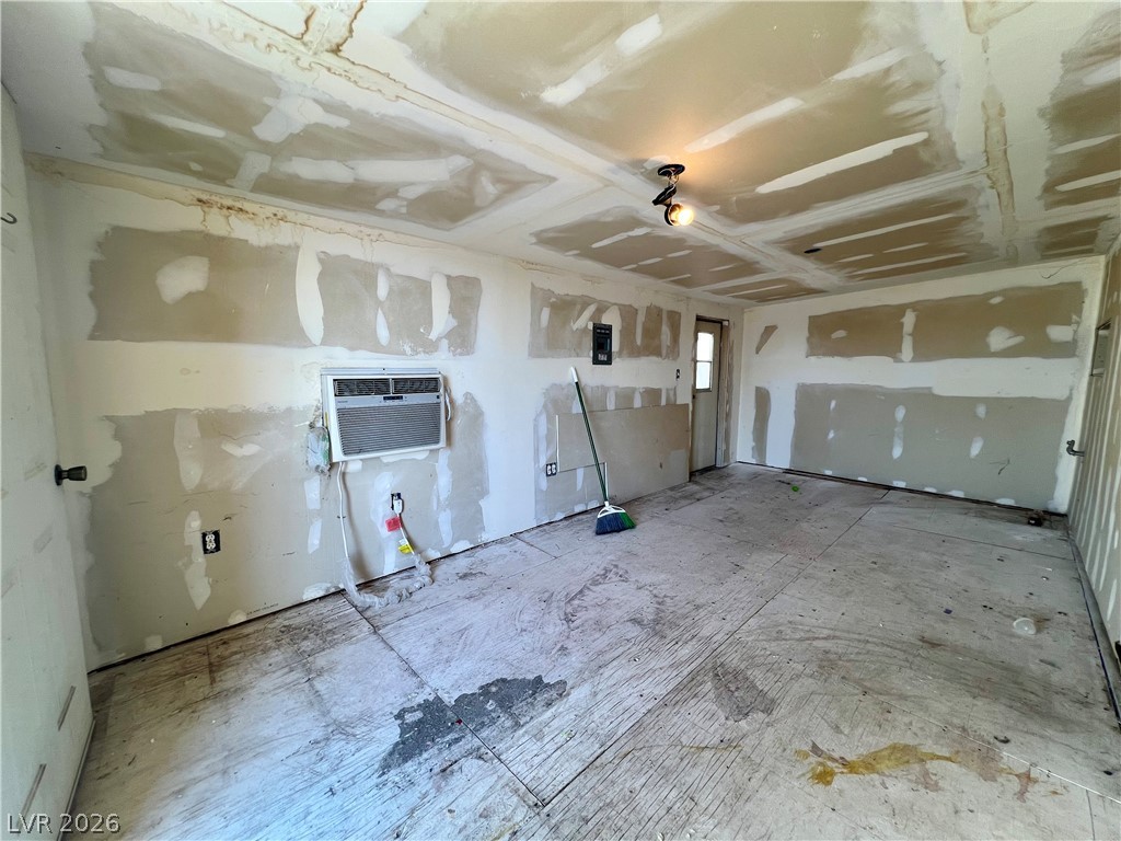 6205 Mount Mckinley Avenue Las Vegas NV 89156