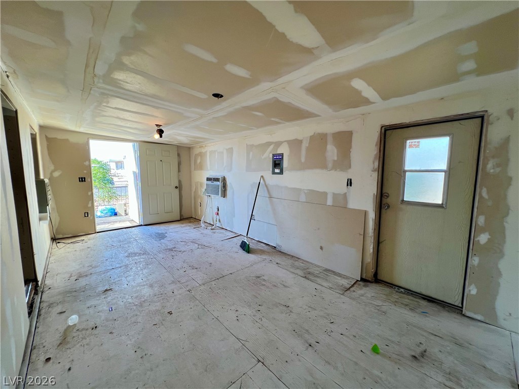 6205 Mount Mckinley Avenue Las Vegas NV 89156
