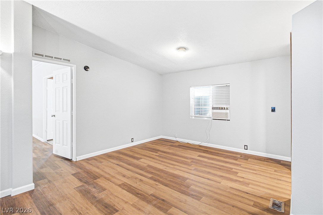 6016 Great Smoky Avenue Las Vegas NV 89156