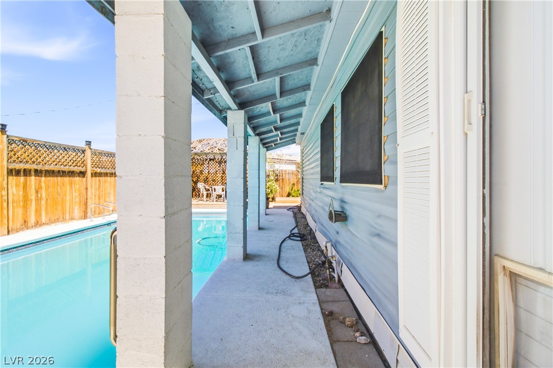 6016 Great Smoky Avenue Las Vegas NV 89156