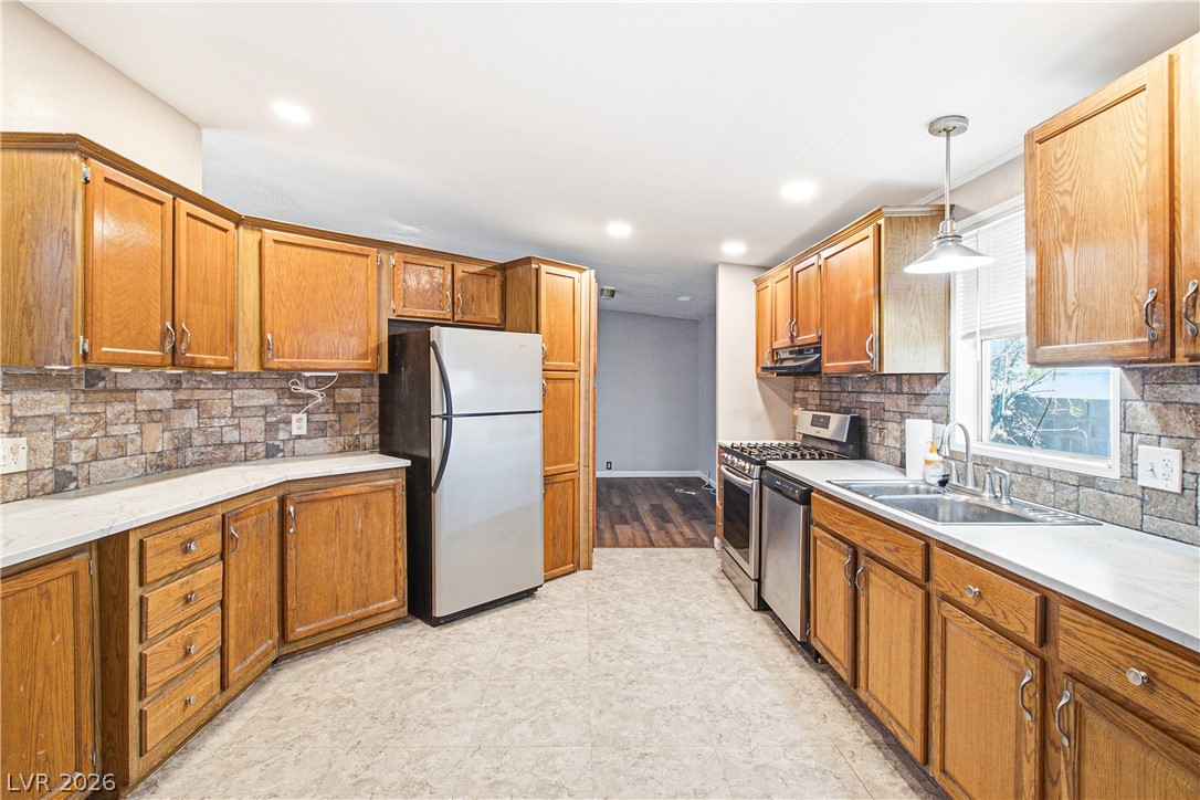 6016 Great Smoky Avenue Las Vegas NV 89156