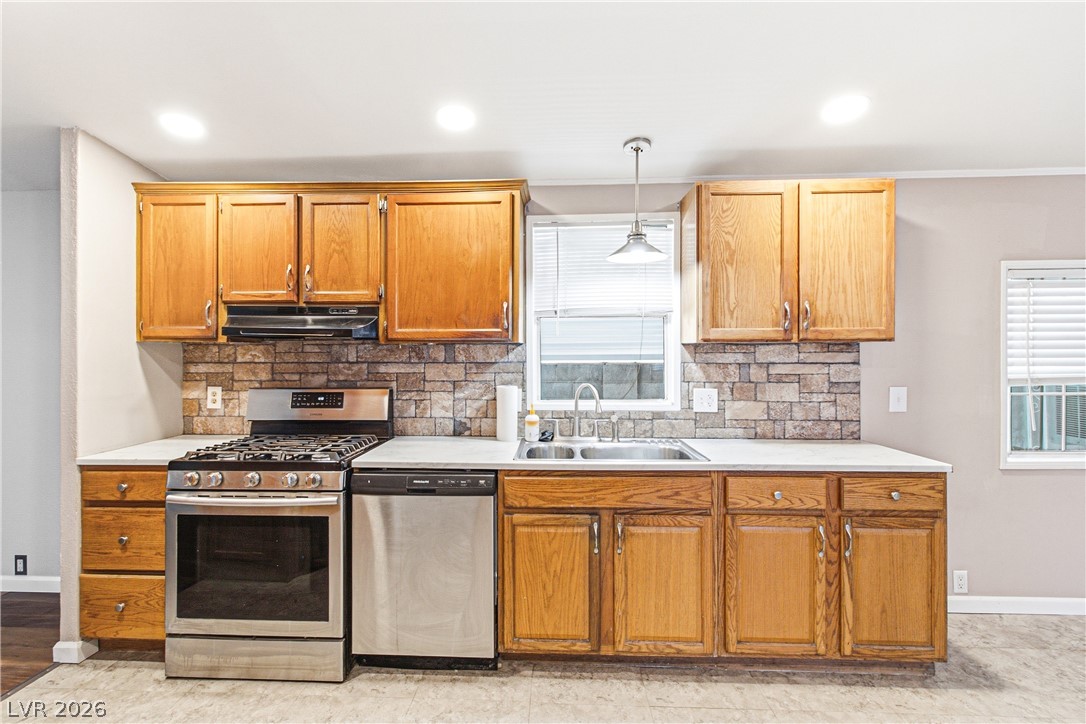 6016 Great Smoky Avenue Las Vegas NV 89156