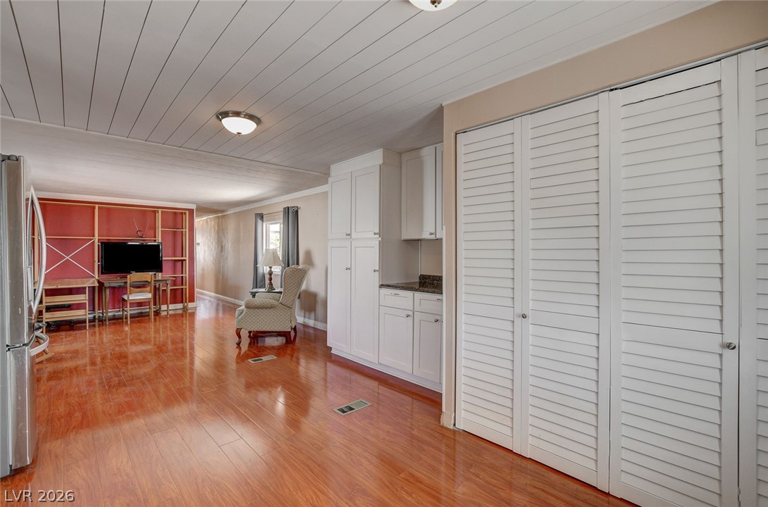 3472 Katmai Drive Las Vegas NV 89122