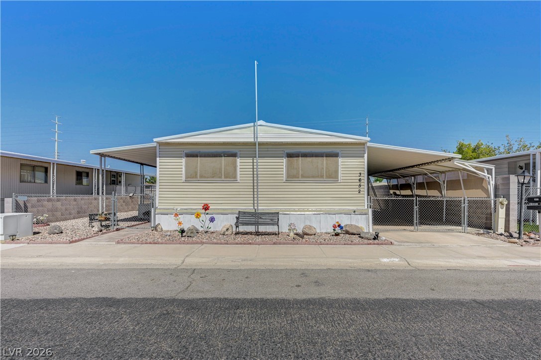 3652 Katmai Drive Las Vegas NV 89122