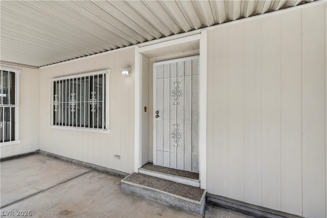 5048 Royal Avenue Las Vegas NV 89103