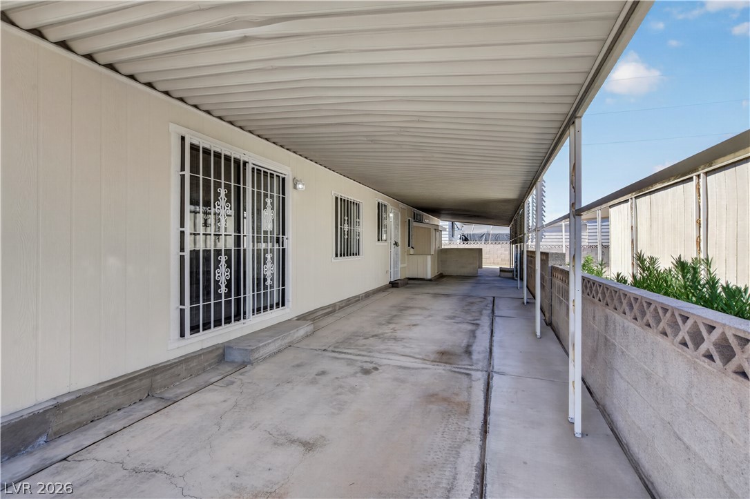 5048 Royal Avenue Las Vegas NV 89103