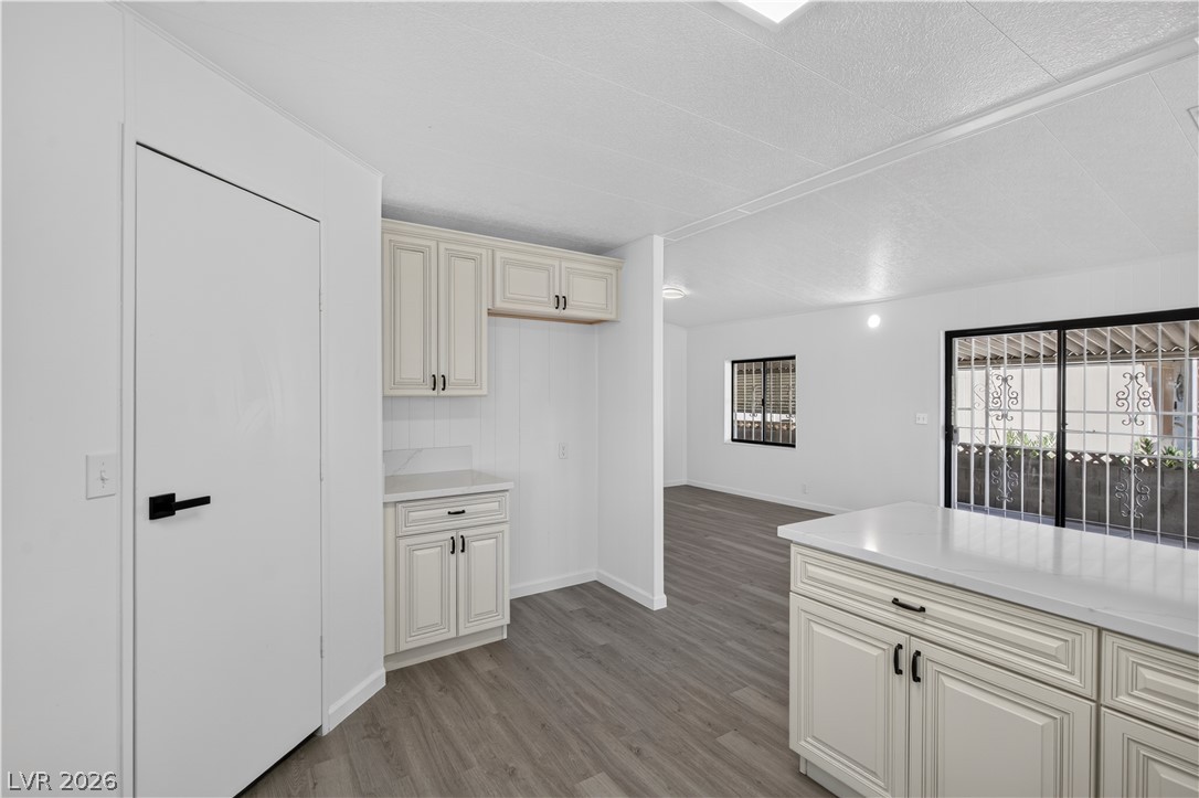 5048 Royal Avenue Las Vegas NV 89103