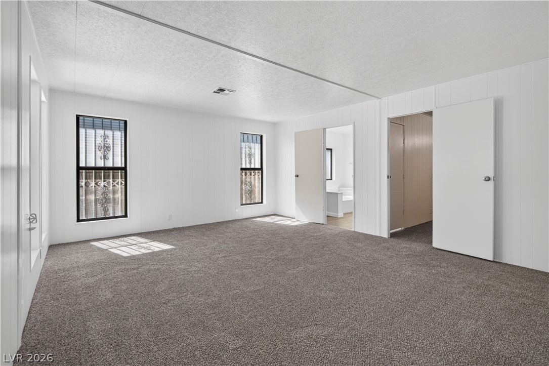 5048 Royal Avenue Las Vegas NV 89103