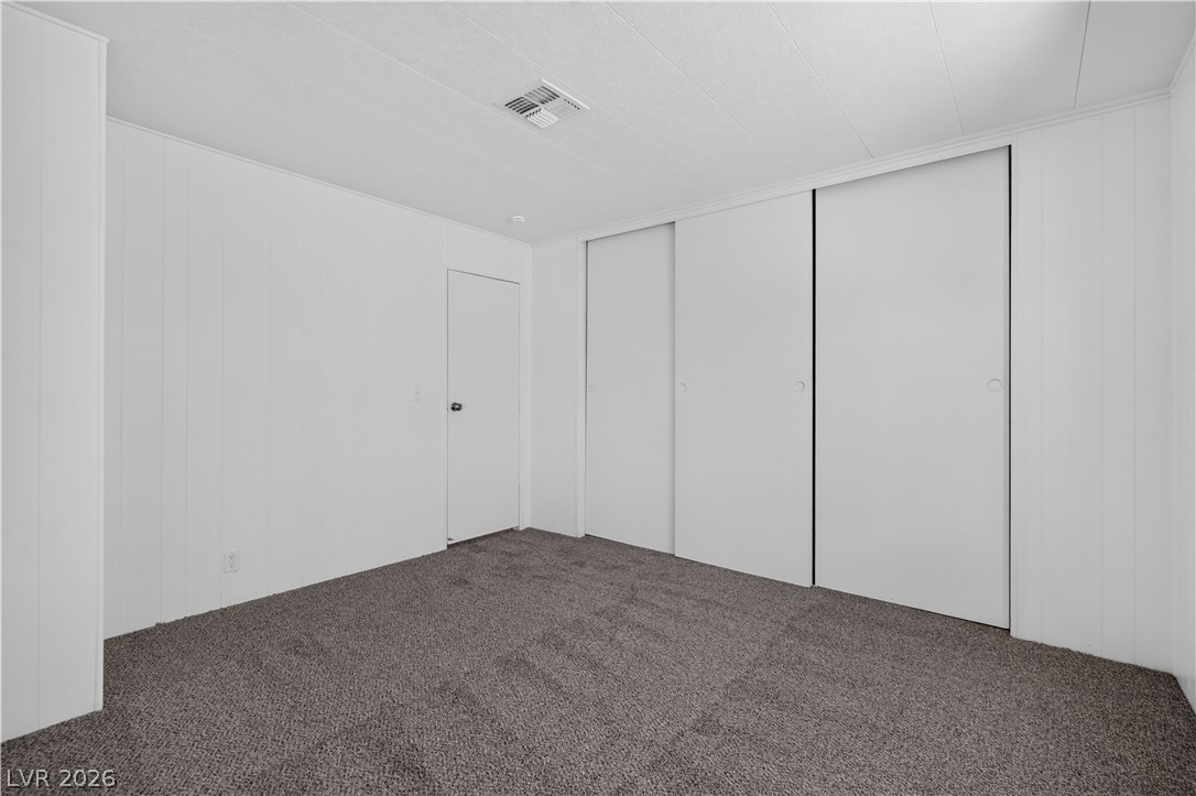 5048 Royal Avenue Las Vegas NV 89103