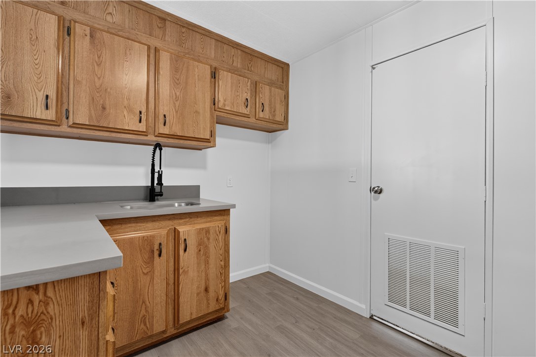 5048 Royal Avenue Las Vegas NV 89103