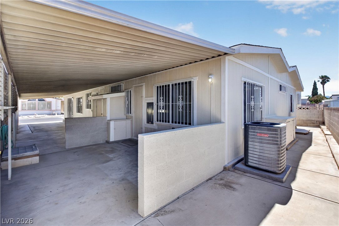 5048 Royal Avenue Las Vegas NV 89103