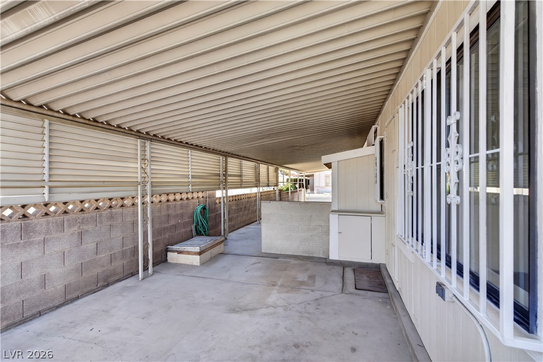 5048 Royal Avenue Las Vegas NV 89103