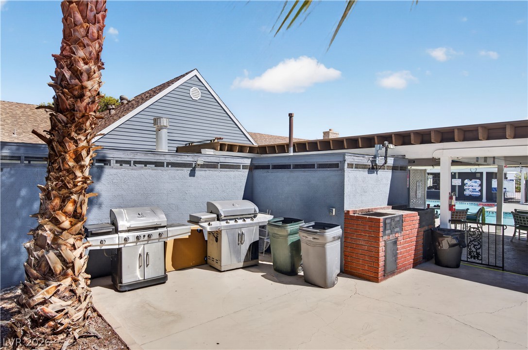 5048 Royal Avenue Las Vegas NV 89103