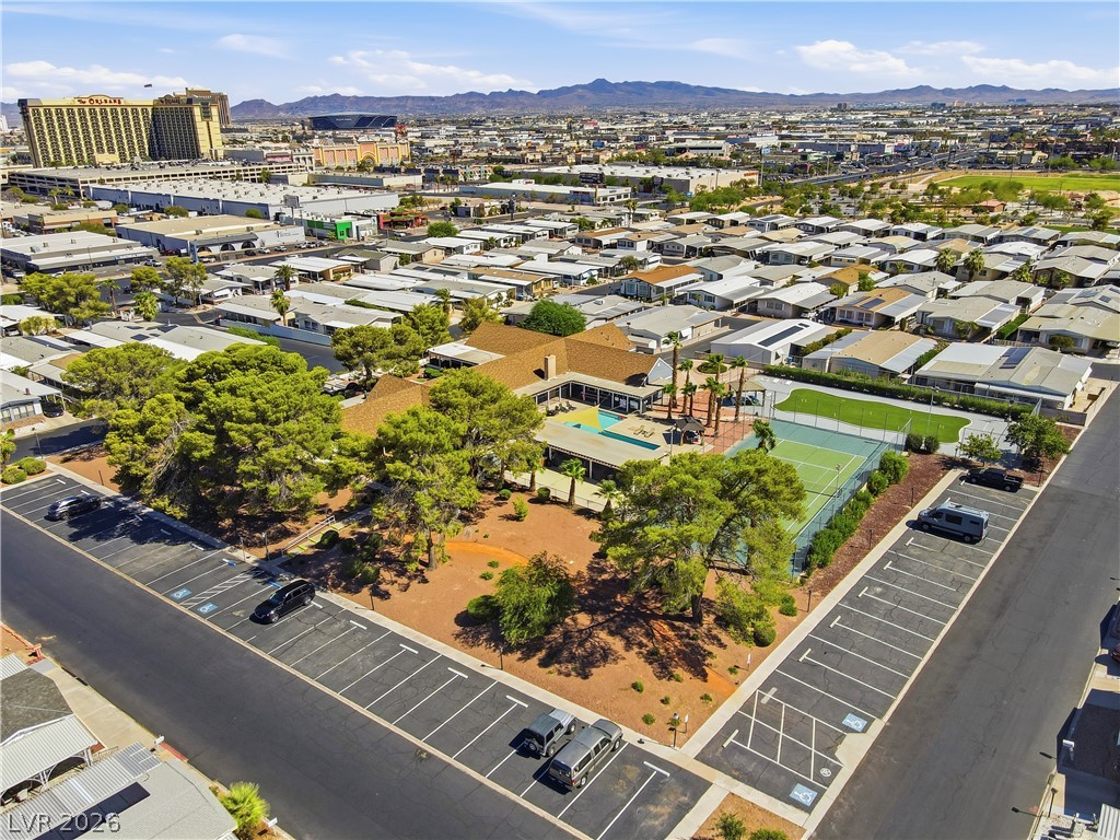 5048 Royal Avenue Las Vegas NV 89103