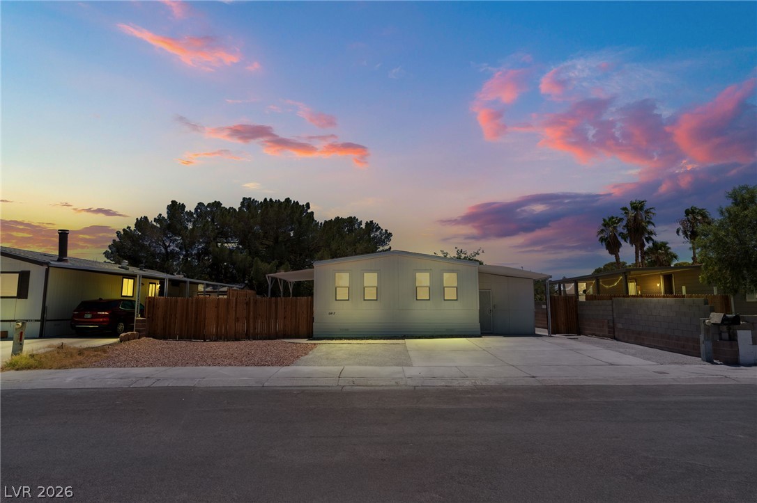 6437 Delphinium Avenue Las Vegas NV 89108