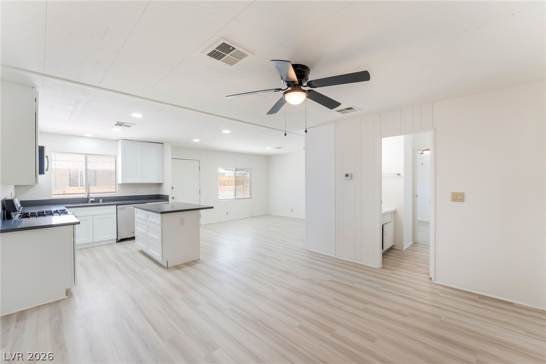 6437 Delphinium Avenue Las Vegas NV 89108