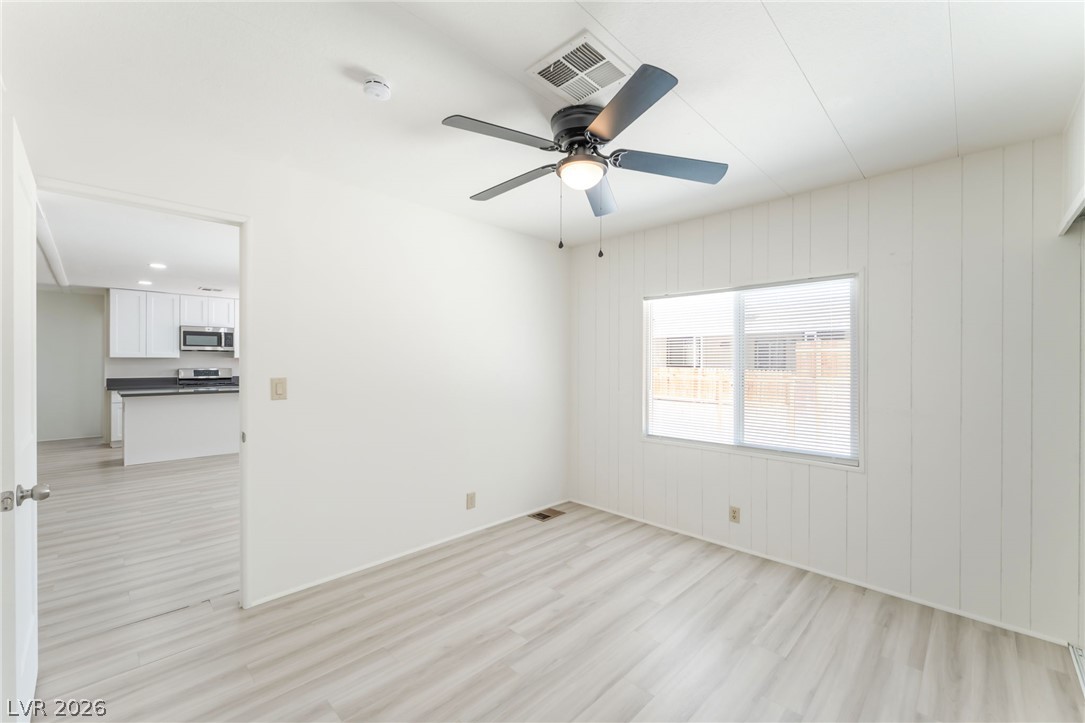 6437 Delphinium Avenue Las Vegas NV 89108