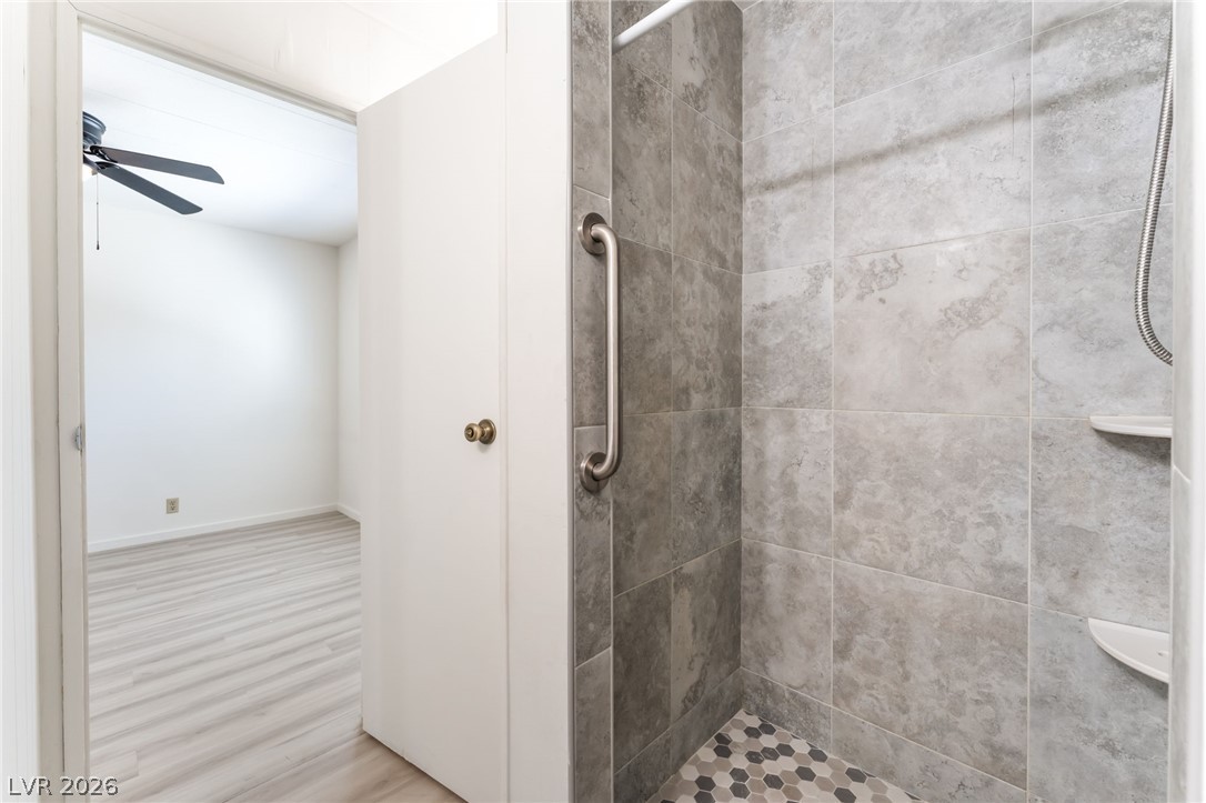 6437 Delphinium Avenue Las Vegas NV 89108