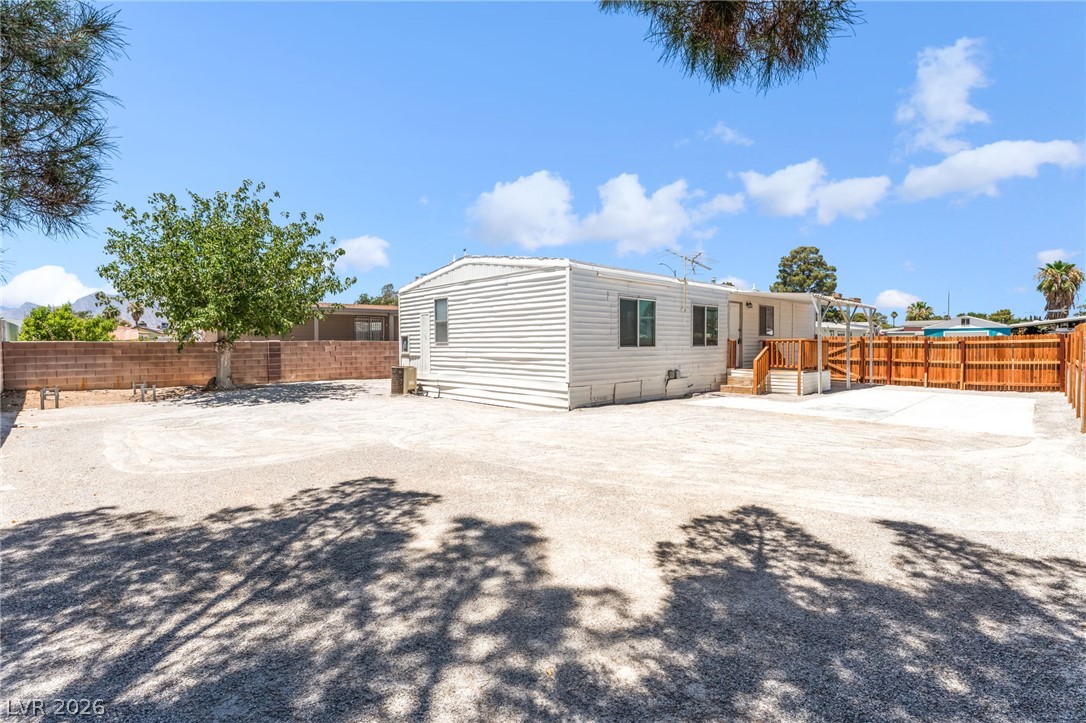 6437 Delphinium Avenue Las Vegas NV 89108
