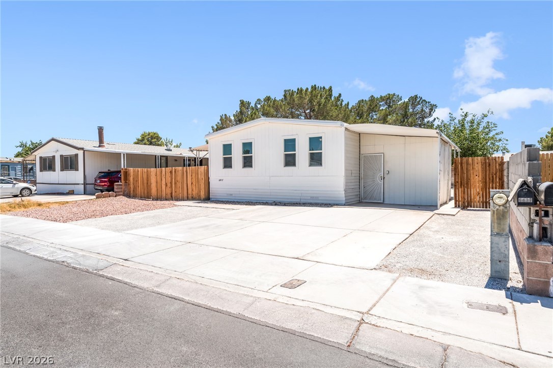 6437 Delphinium Avenue Las Vegas NV 89108