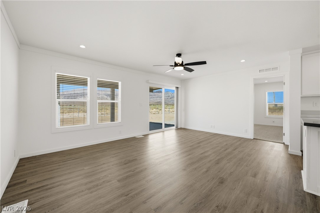 6340 Glencove Avenue Pahrump NV 89060