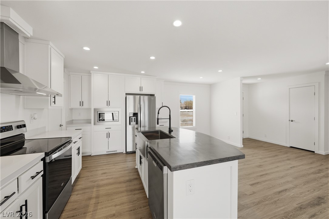 6340 Glencove Avenue Pahrump NV 89060