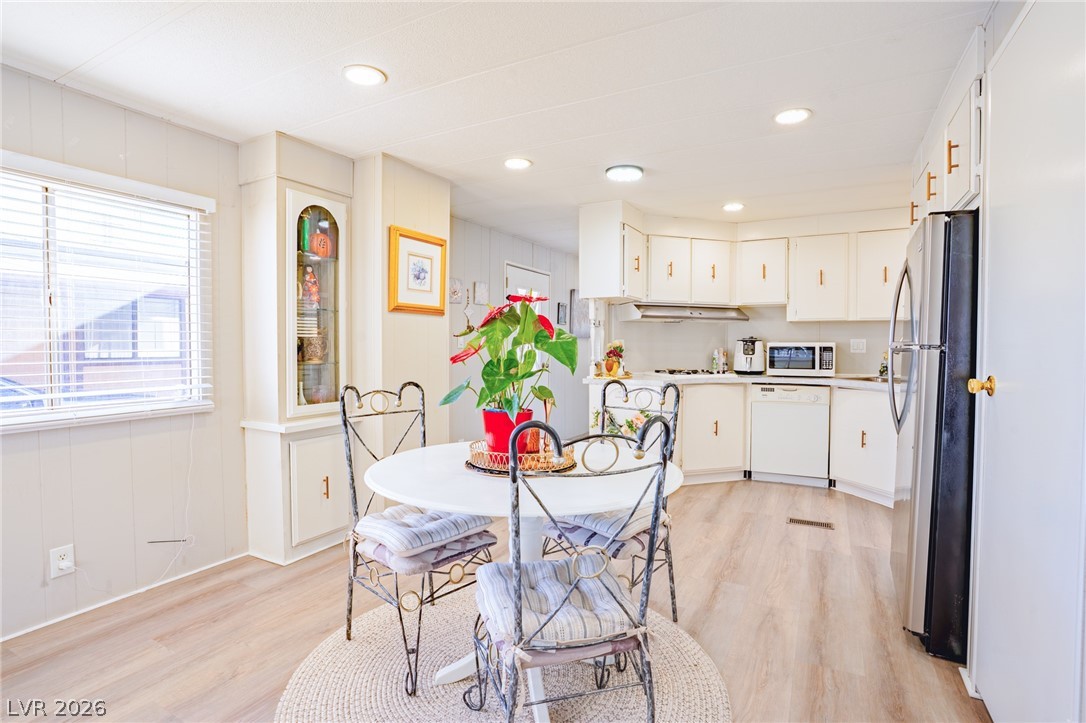 4577 Royal Ridge Boulevard 131 Las Vegas NV 89103