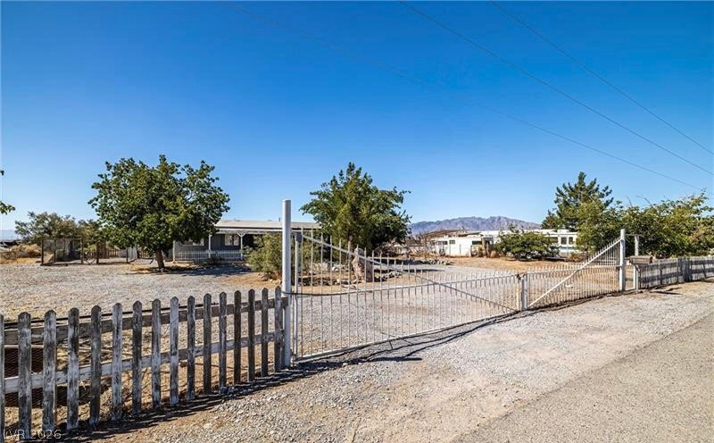 641 West Elderberry Street Pahrump NV 89048