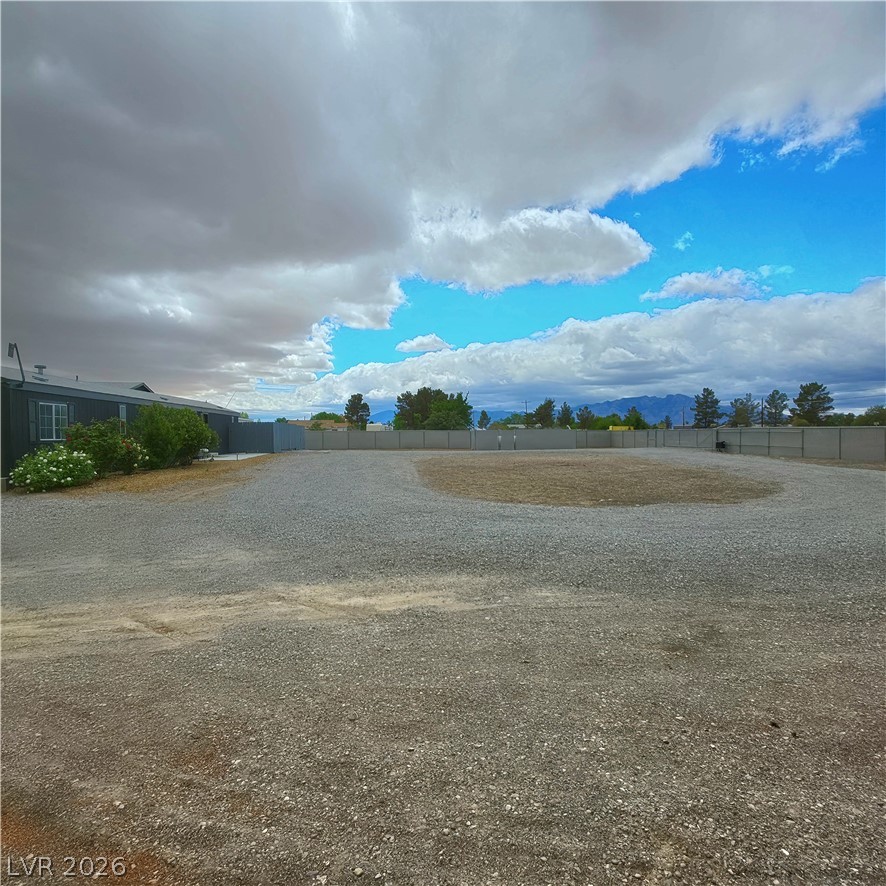 641 South Woodchips Road Pahrump NV 89048