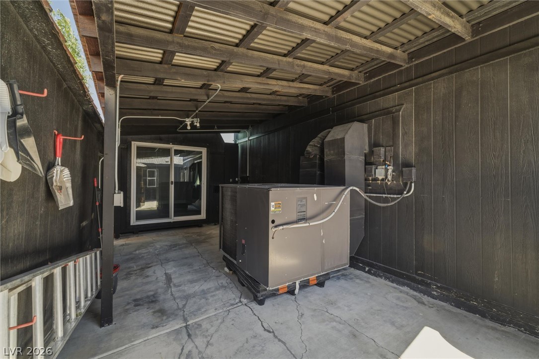 641 South Woodchips Road Pahrump NV 89048