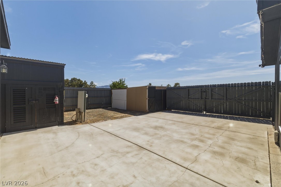 641 South Woodchips Road Pahrump NV 89048