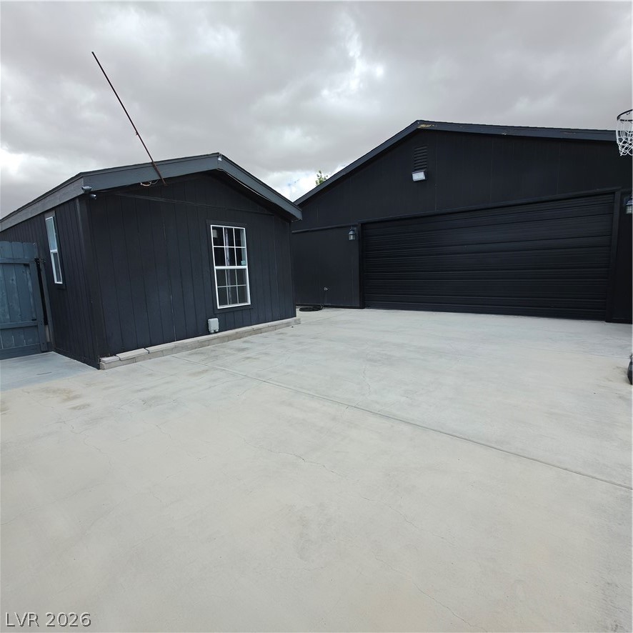 641 South Woodchips Road Pahrump NV 89048