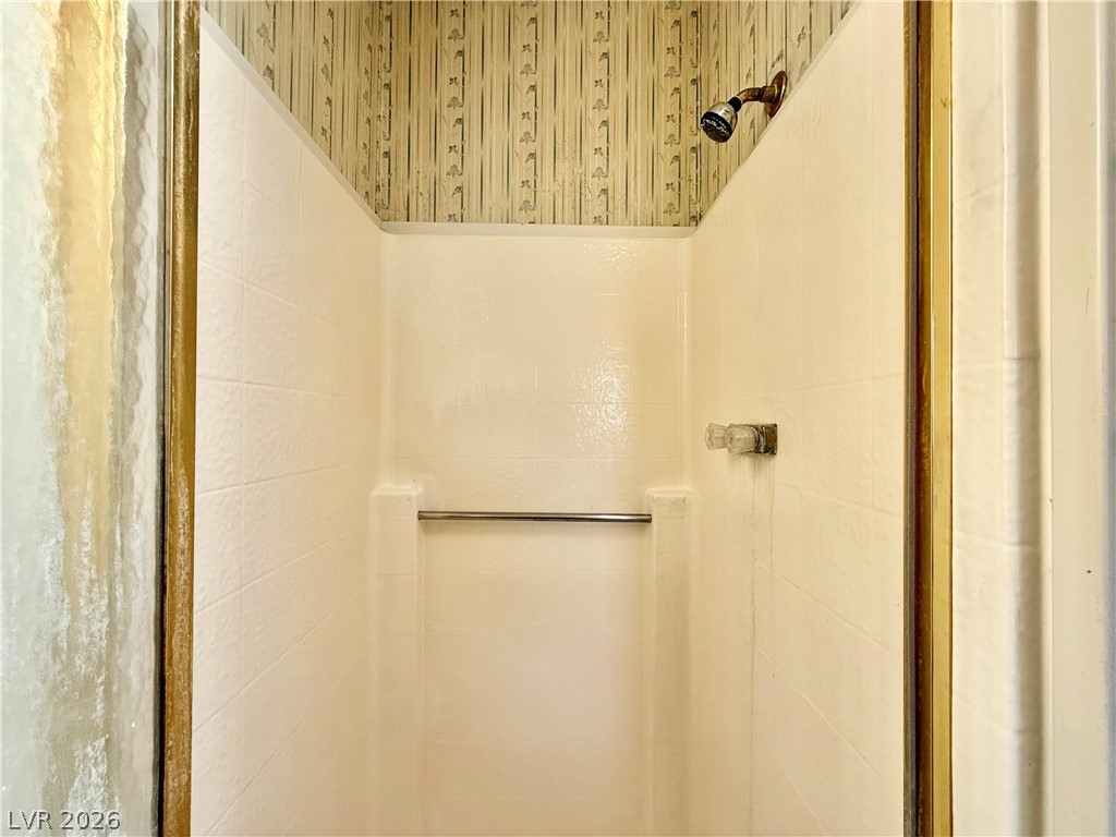 6821 Surrey Lane Pahrump NV 89048