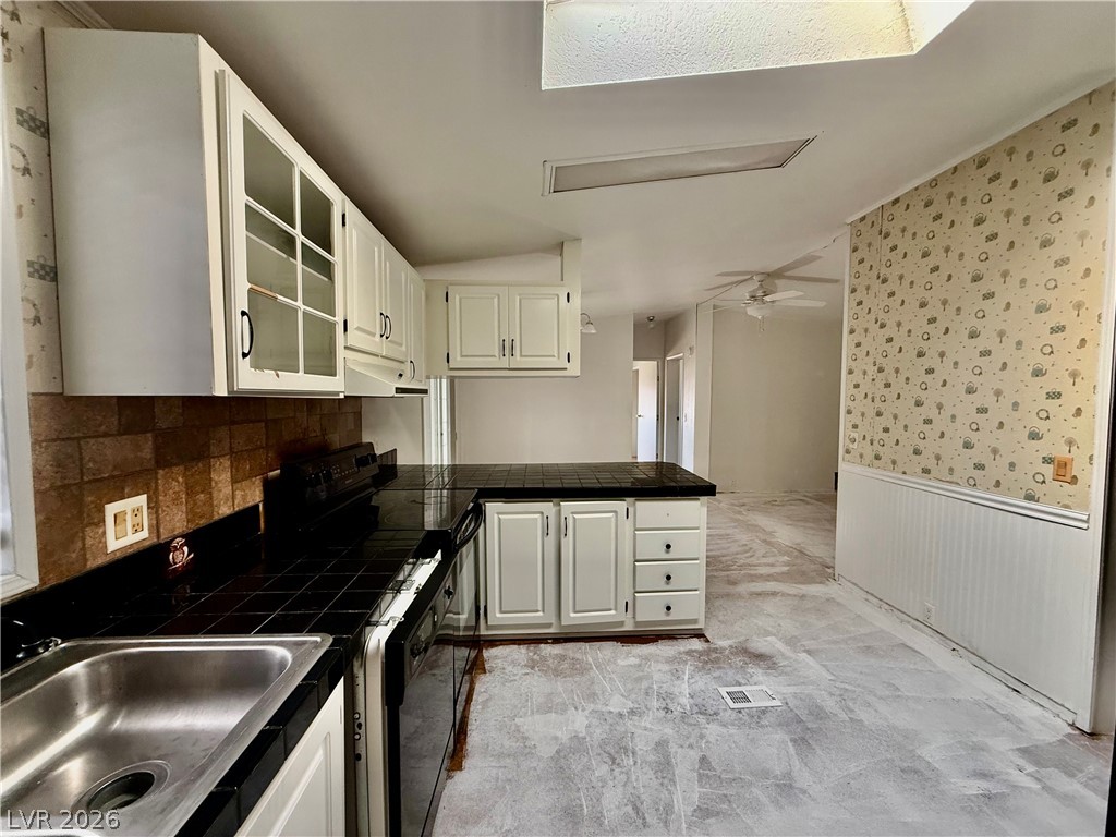 6821 Surrey Lane Pahrump NV 89048