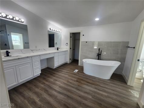 5121 North Linda Street Pahrump NV 89060