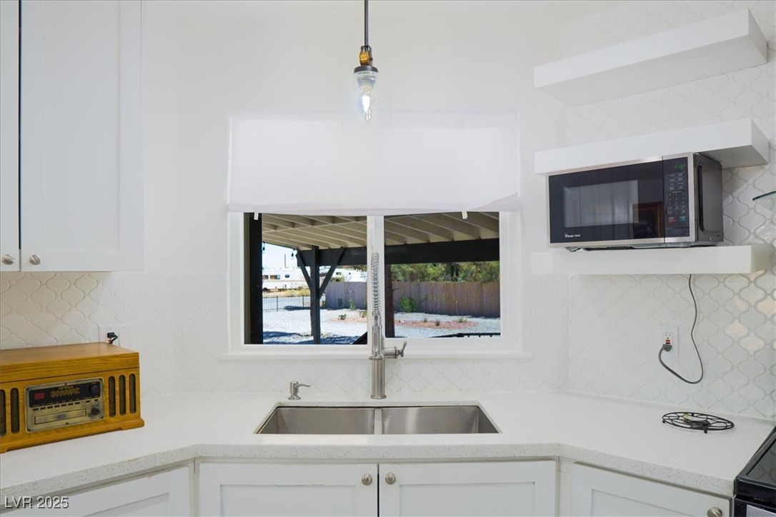 670 Cynthia Street Pahrump NV 89048