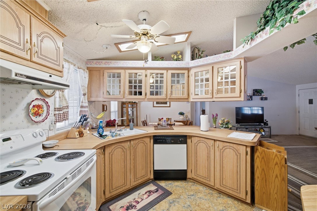 2430 Quebec Street Pahrump NV 89048