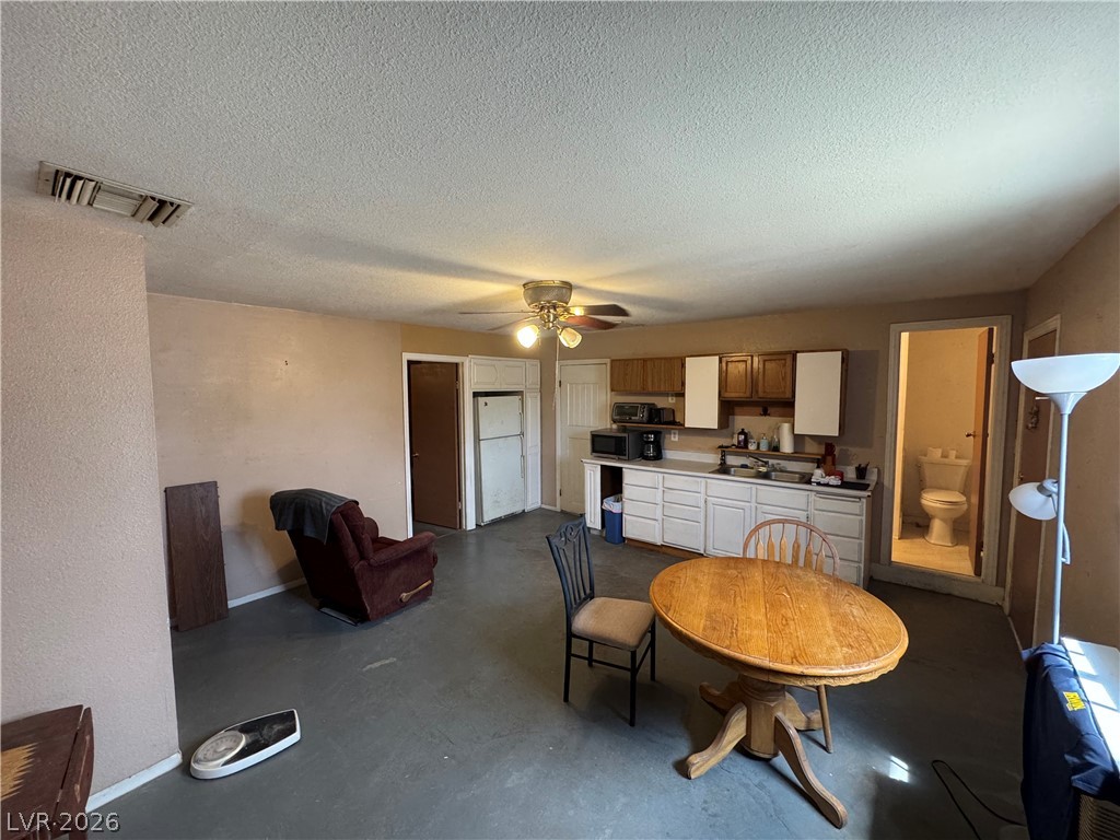 6124 Great Smoky Avenue Las Vegas NV 89156