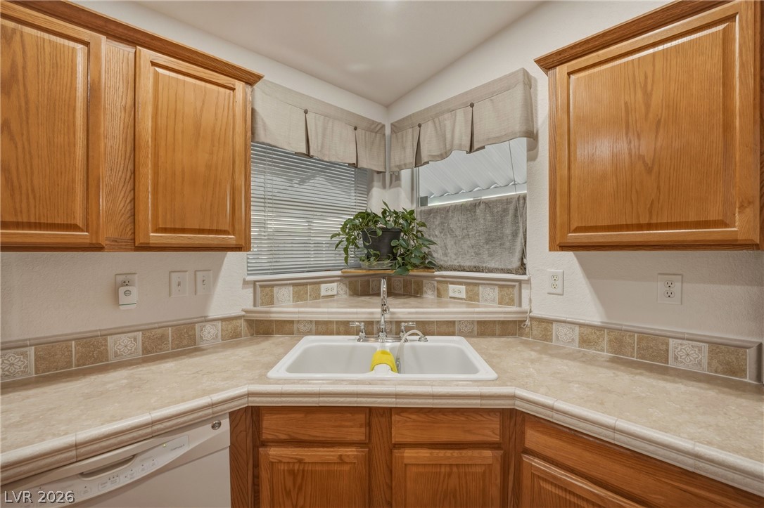 881 Montecito Drive Pahrump NV 89048