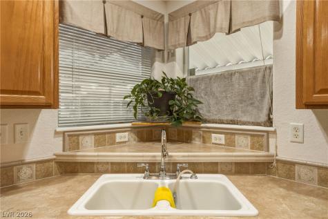 881 Montecito Drive Pahrump NV 89048