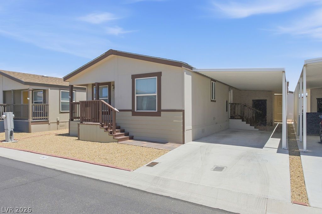 367 Myrtle Beach Street Pahrump NV 89048
