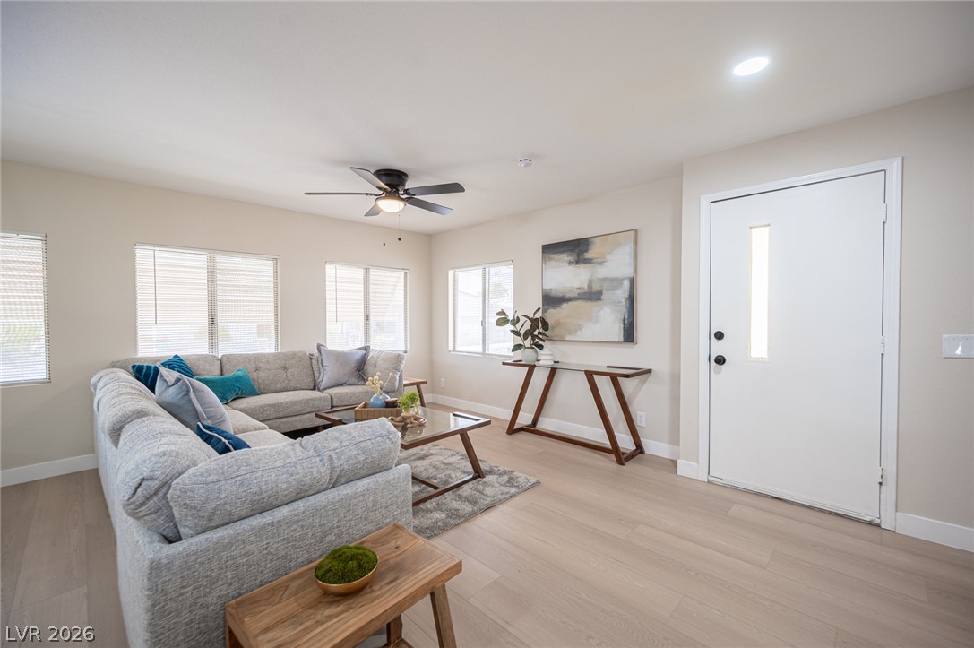3522 Isle Royale Drive Las Vegas NV 89122