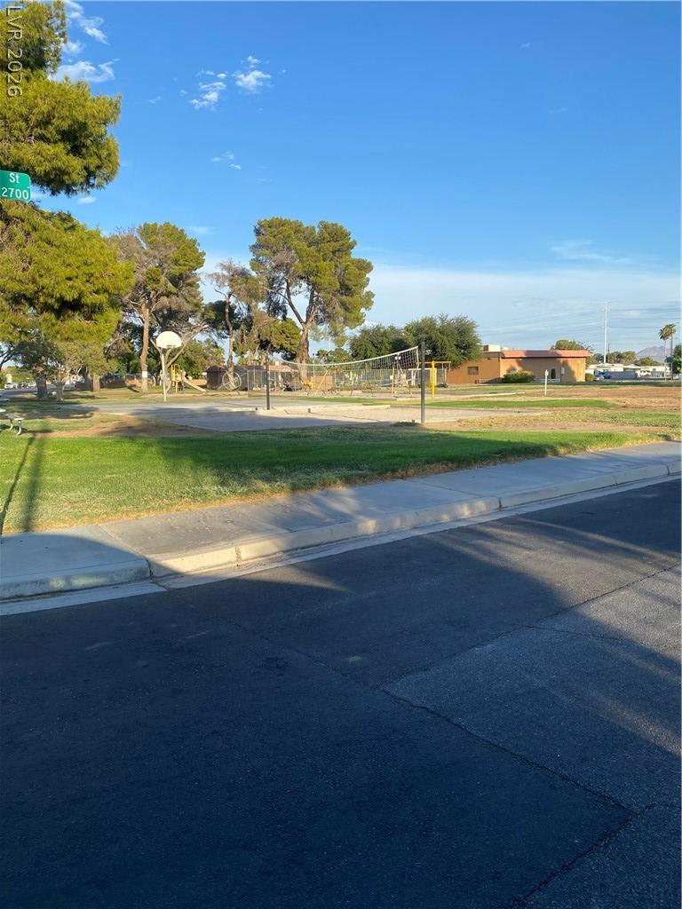 5621 Tahoe Drive Las Vegas NV 89142