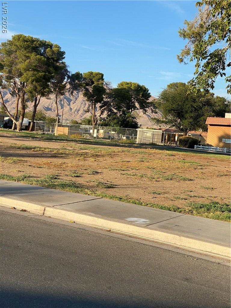5621 Tahoe Drive Las Vegas NV 89142