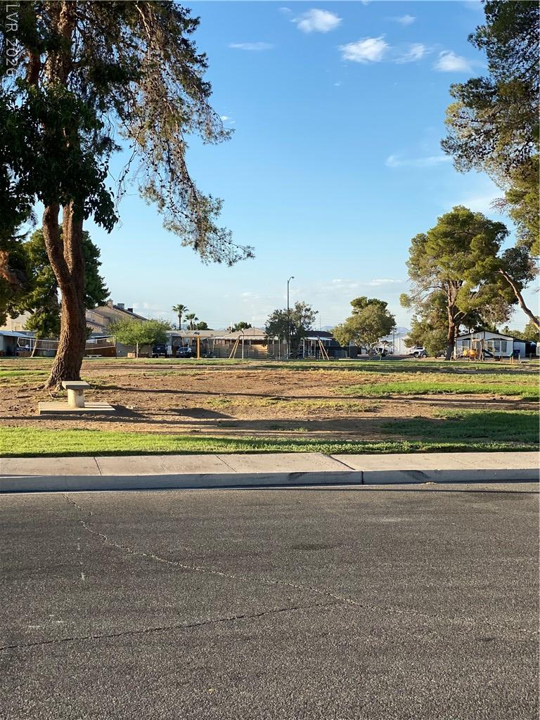 5621 Tahoe Drive Las Vegas NV 89142