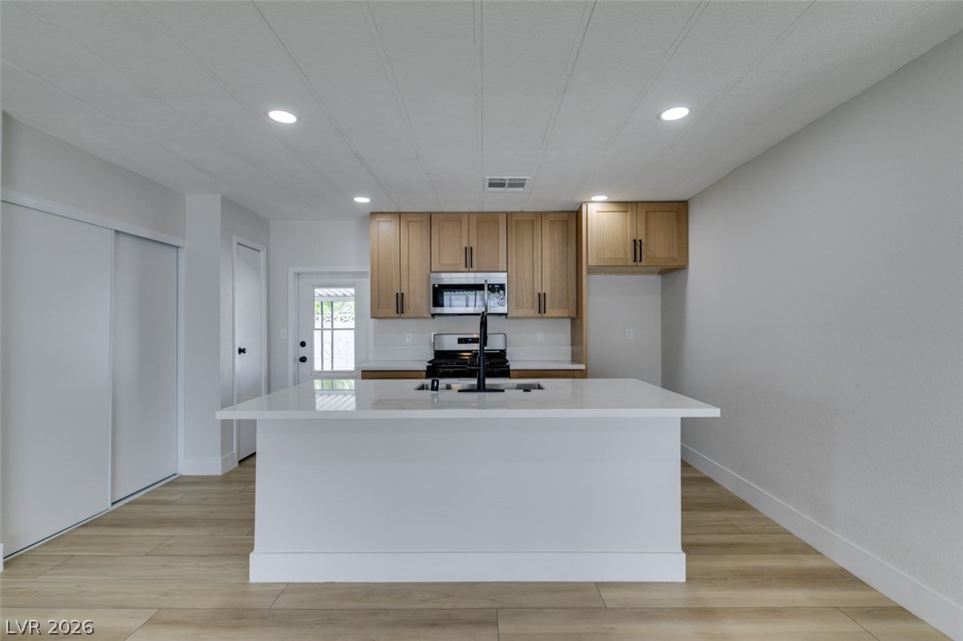 253 Sir Phillip Street Las Vegas NV 89110