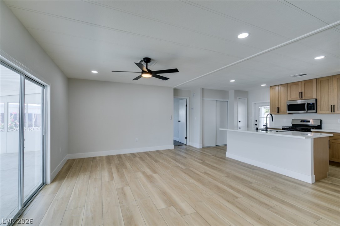 253 Sir Phillip Street Las Vegas NV 89110