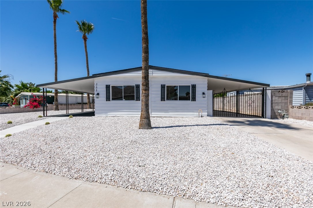 253 Sir Phillip Street Las Vegas NV 89110