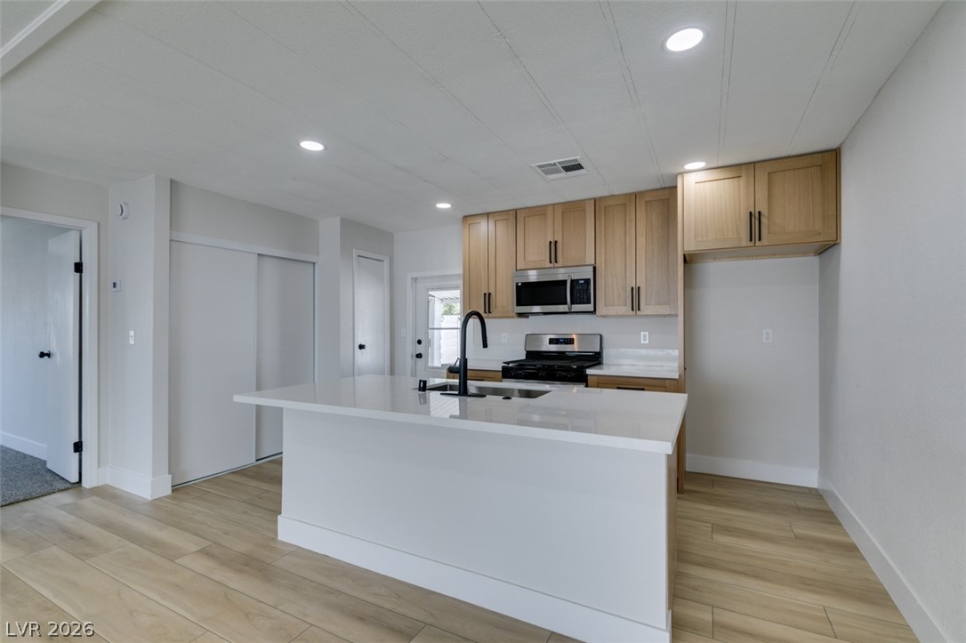 253 Sir Phillip Street Las Vegas NV 89110